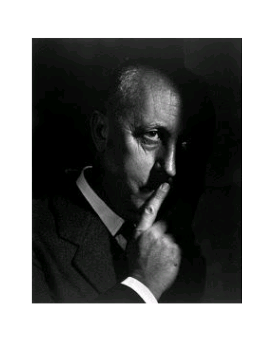 Месье Диор руководил своим Домом чуть больше 10 лет. За это время он создал 21 коллекцию и внёс большой вклад в развитие модной индустрии. Диор был первым французом, который получил награду Neiman Marcus Award за заслуги в мире моды.Кристиан Диор умер в Тоскане ( куда поехал на СПА-курорт практически сразу после съёмки для и Time) от сердечного приступа 23 октября 1957... Ему было всего 52 года...