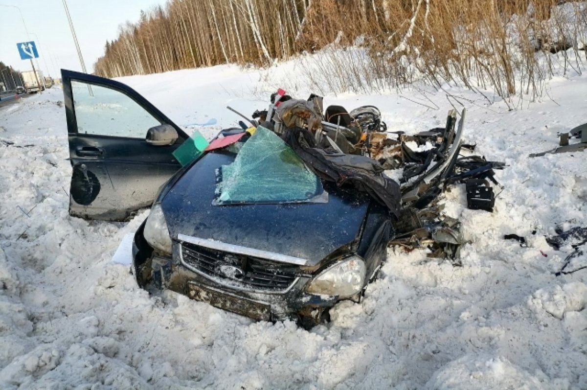    ГИБДД рассказала подробности смертельного ДТП с разорванным авто в Прикамье
