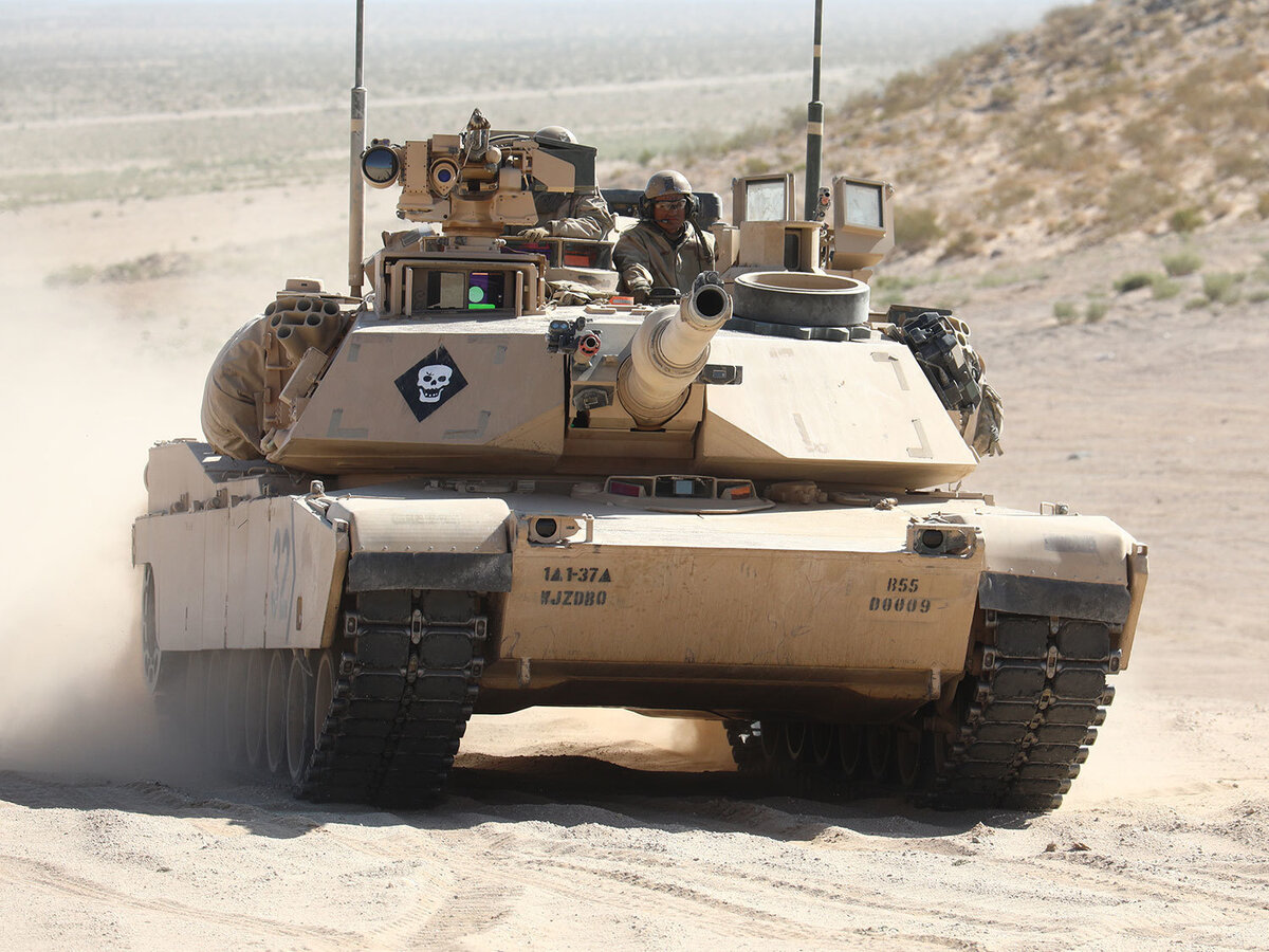 Основной танк М1А2 "Абрамс" (Photo by Sgt. Nathan Franco, Fort Irwin Operations Group)