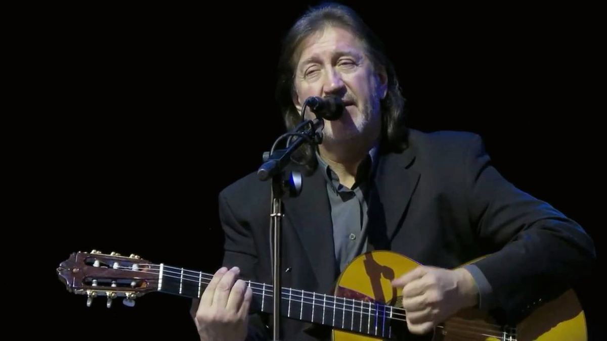 Песня Митяева "Как здорово, что все мы здесь сегодня собрались" была исполнена в 1978 году на Ильменском фестивале. 