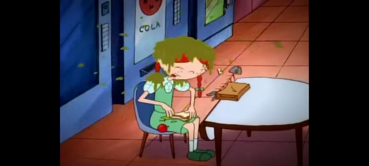 Облили помоями на глазах всей школы