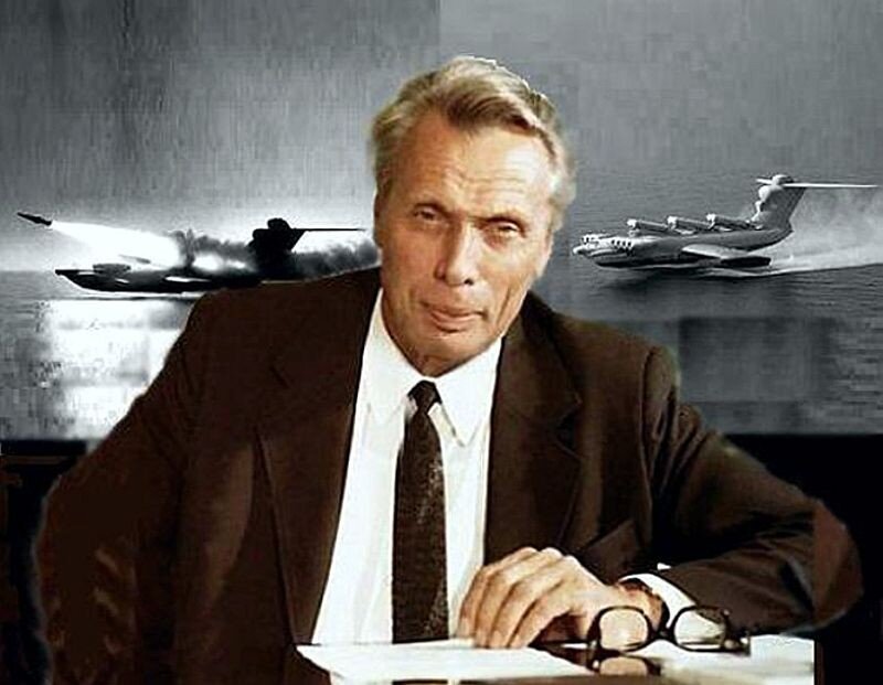 Самый известный портрет Алексеева. Эти тонкие черты лица, общая элегантность сами по себе говорят многое о личности