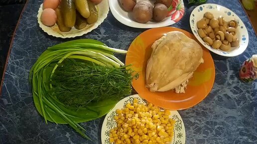 Салат «Лесная поляна» с маринованными шампиньонами – пошаговый рецепт приготовления с фото