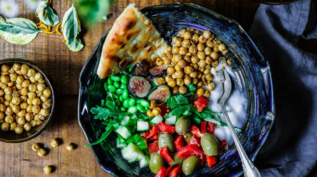 Чем заменить мясо в вегетарианской диете? 7 полезных, питательных и вкусных заменителей мяса для вашего рациона.