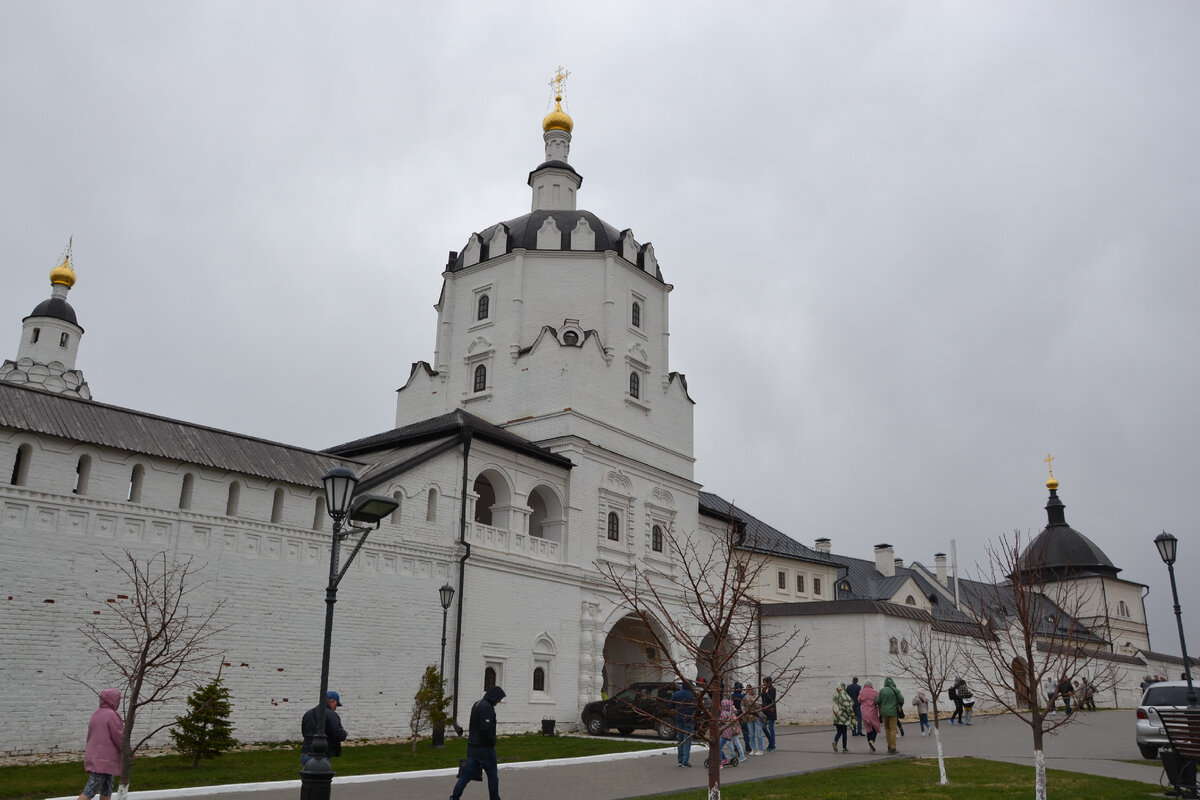 Богородице-Успенский монастырь