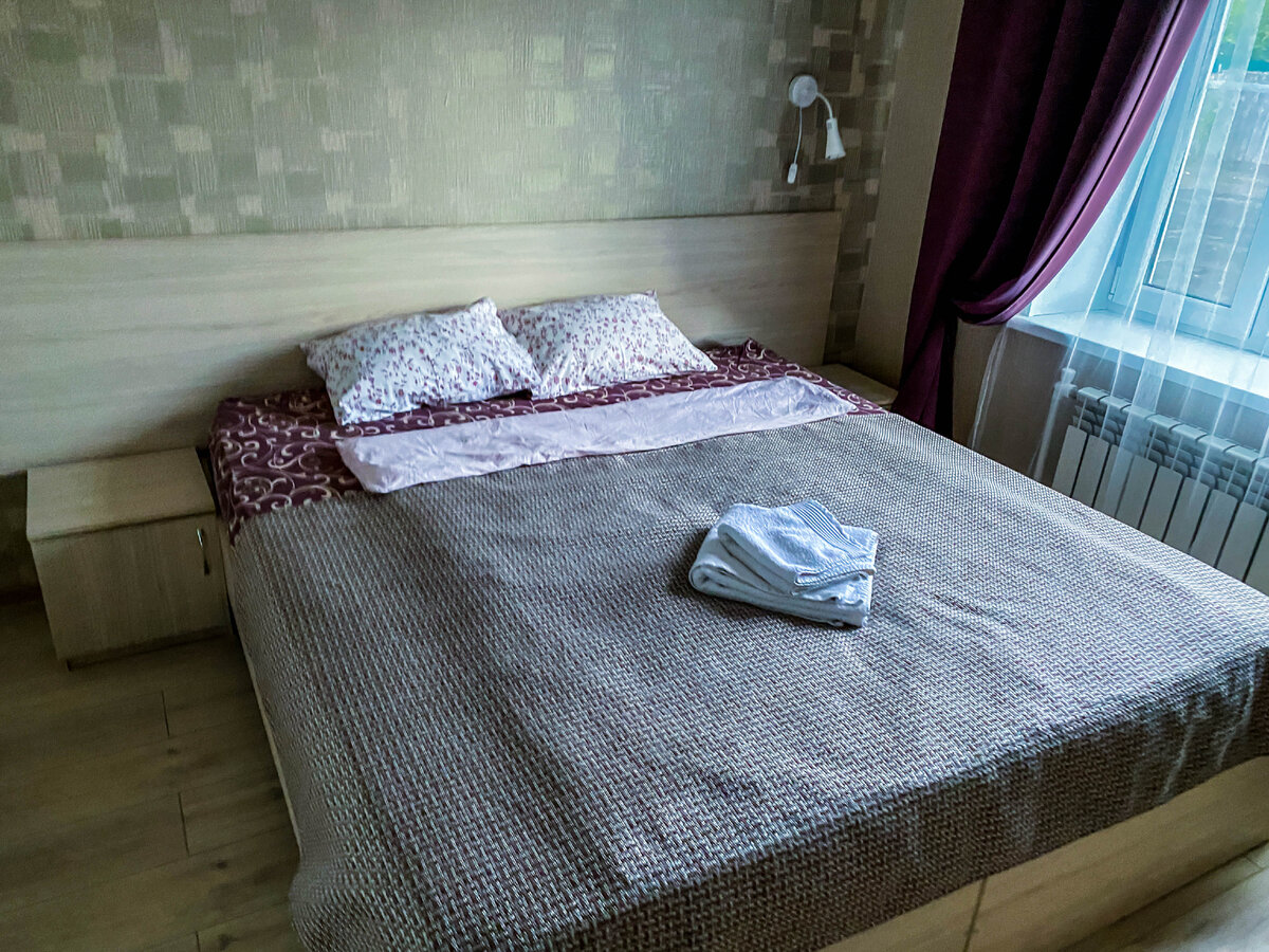 Сняли в Рязанской области номер люкс в гостевом доме неподалеку от ...