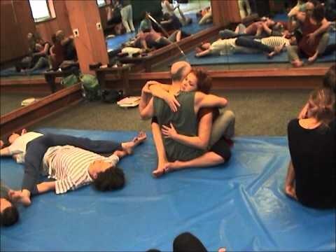 Тантра йога: 8 упражнений для гармонизации отношений