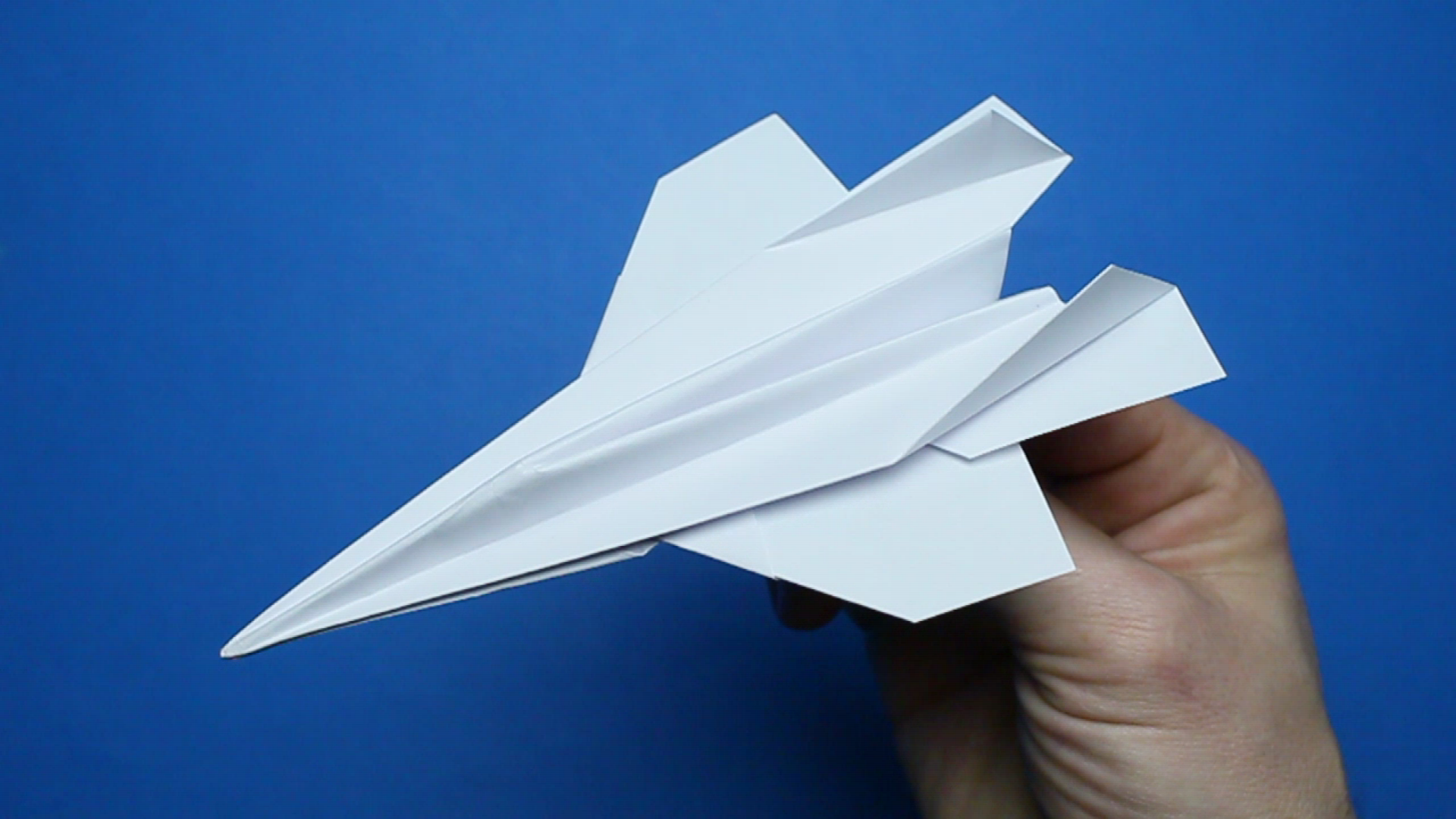 Бумажный истребитель. Оригами самолет f15. Оригами самолет истребитель. Оригами самолетик истребитель. Самолет истребитель из бумаги.