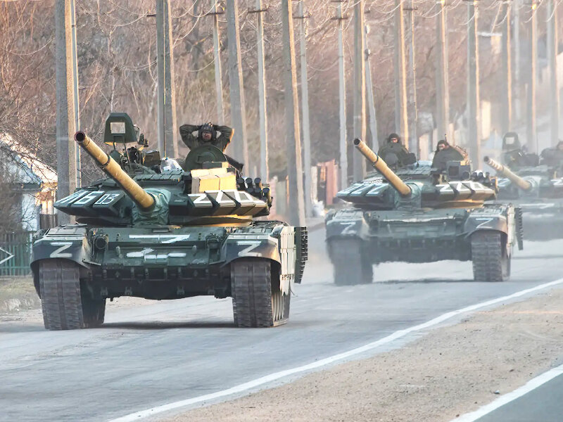 Колонна российских войск.