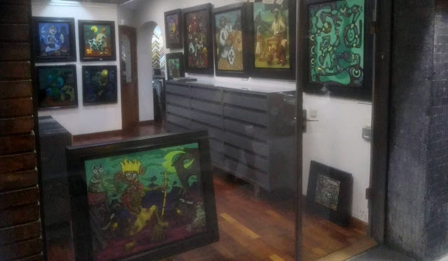 На фото "Галерея которая посвящена только его творчеству и носит его имя."