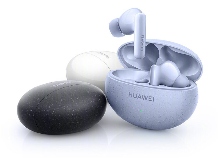 Huawei FreeBuds 5i поставляются с оригинальным зарядным кейсов в форме гальки
