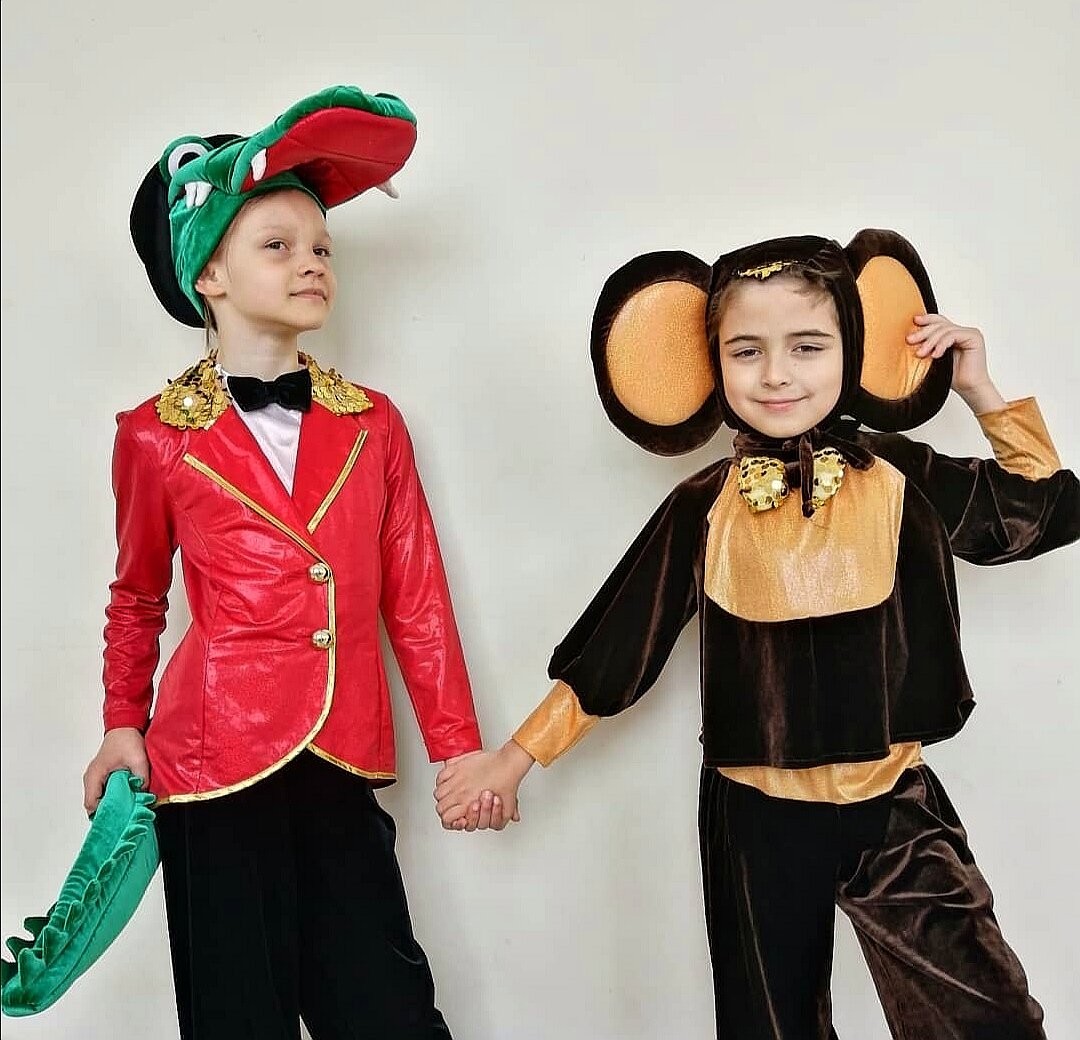 Новочеркасск. Дети в школьном театре. Фото автора. 