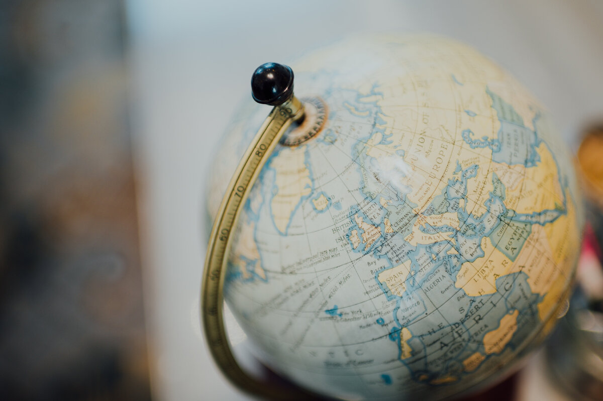https://unsplash.com/photos/Ay5VDmOaKBo?utm_source=unsplash&utm_medium=referral&utm_content=creditShareLink