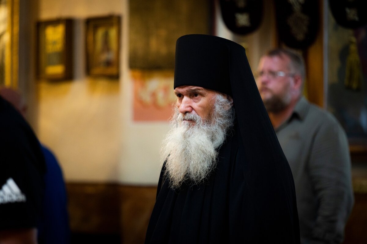 Священники калининградской епархии покровского благочиния. Епископ 6 класс. Епархия армавирская и лабинская официальный сайт. Епископ силуан вьюров. Архиереи средних веков.