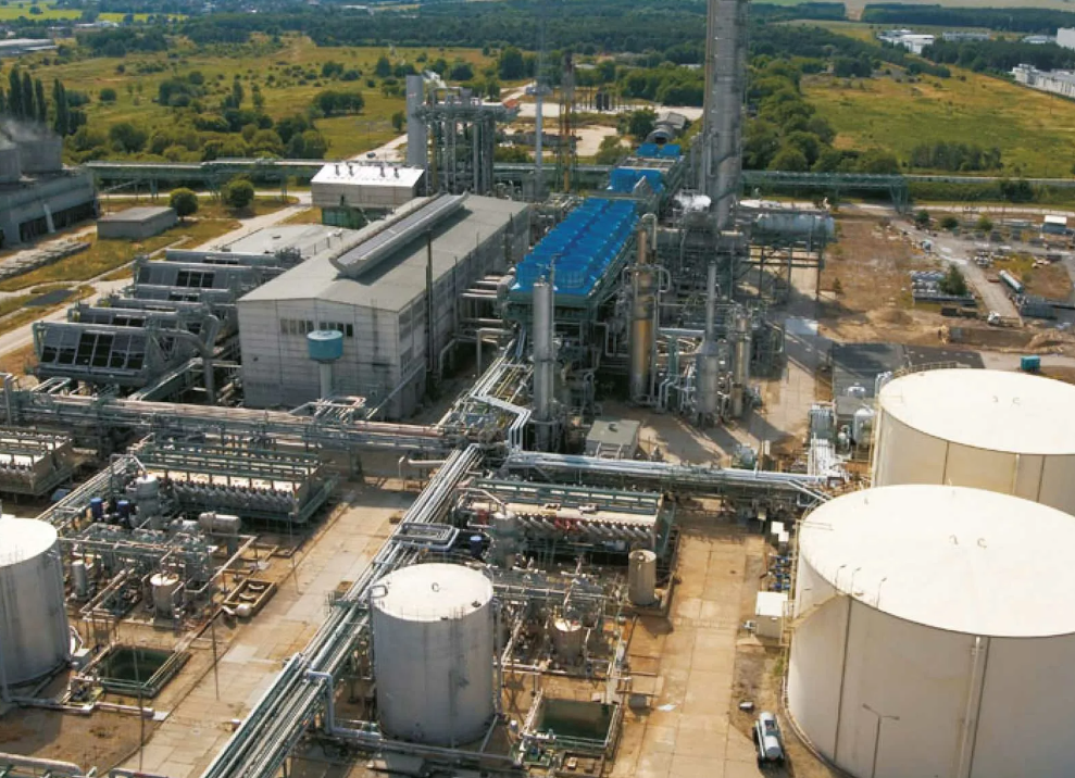 фабрика завод.