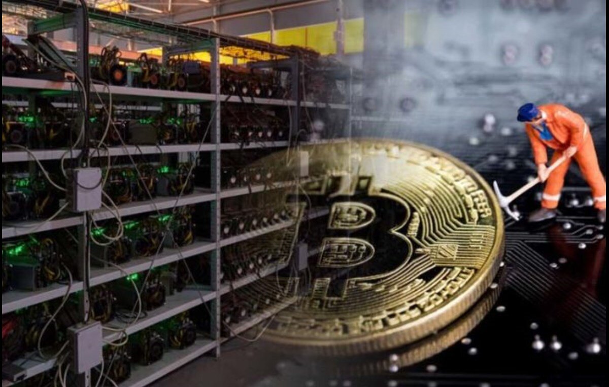 Bitcoin mining. Биткойновый мейнер. Добыча криптовалюты. Крипто майнеры. Лучший майнинг биткоинов