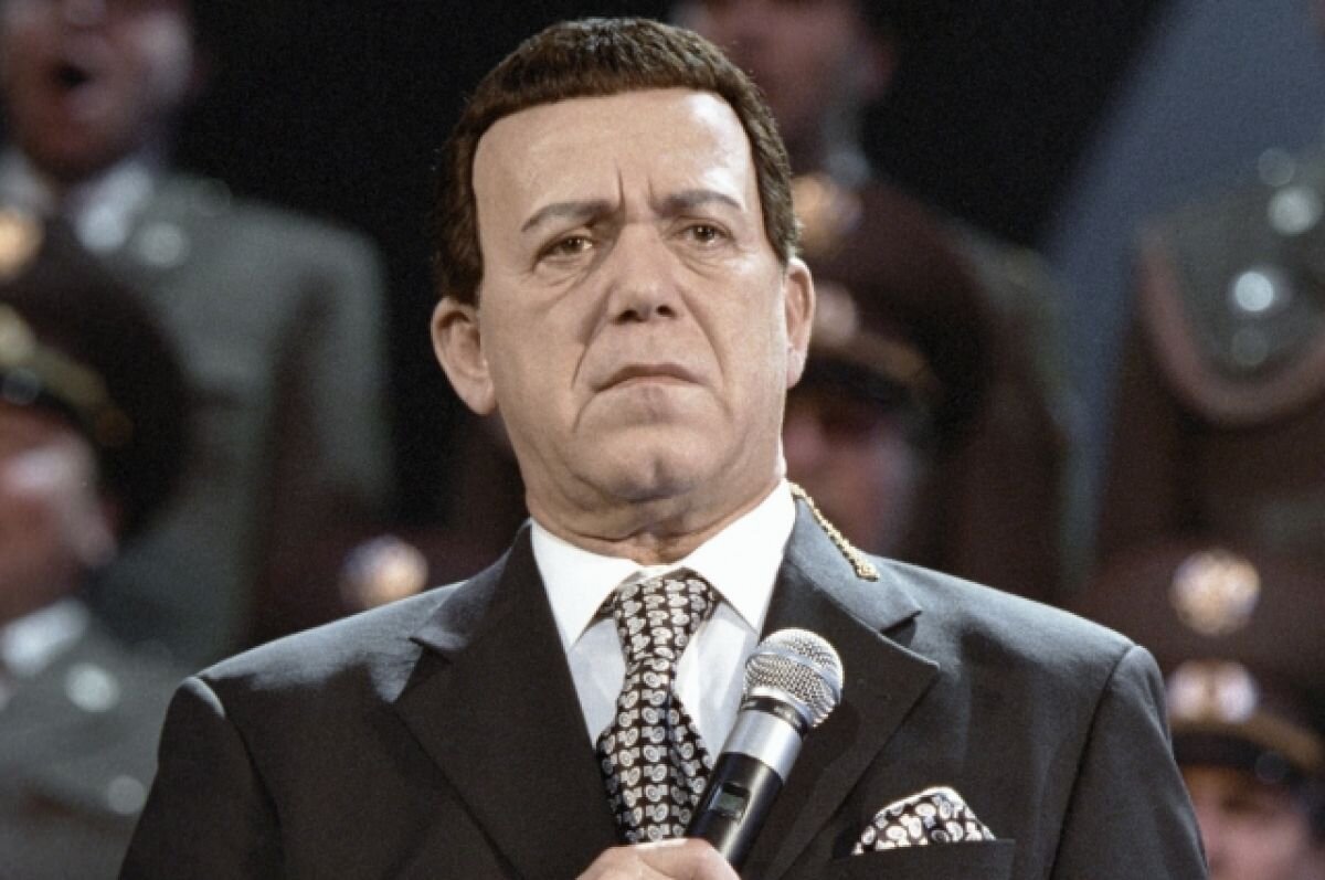    Иосиф Кобзон.