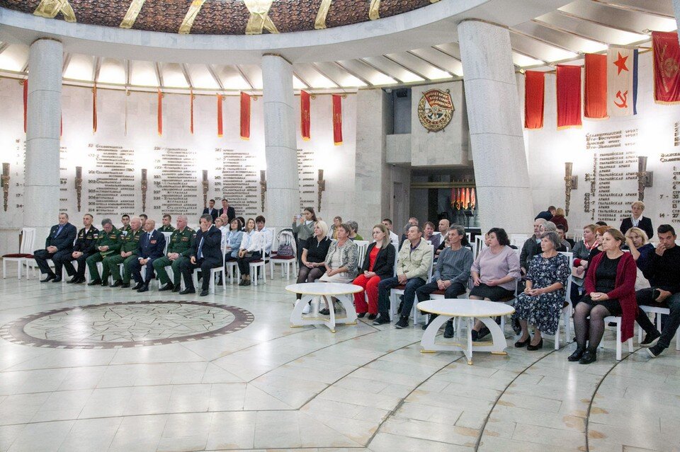     Фото с церемонии музея-панорамы «Сталинградская битва».