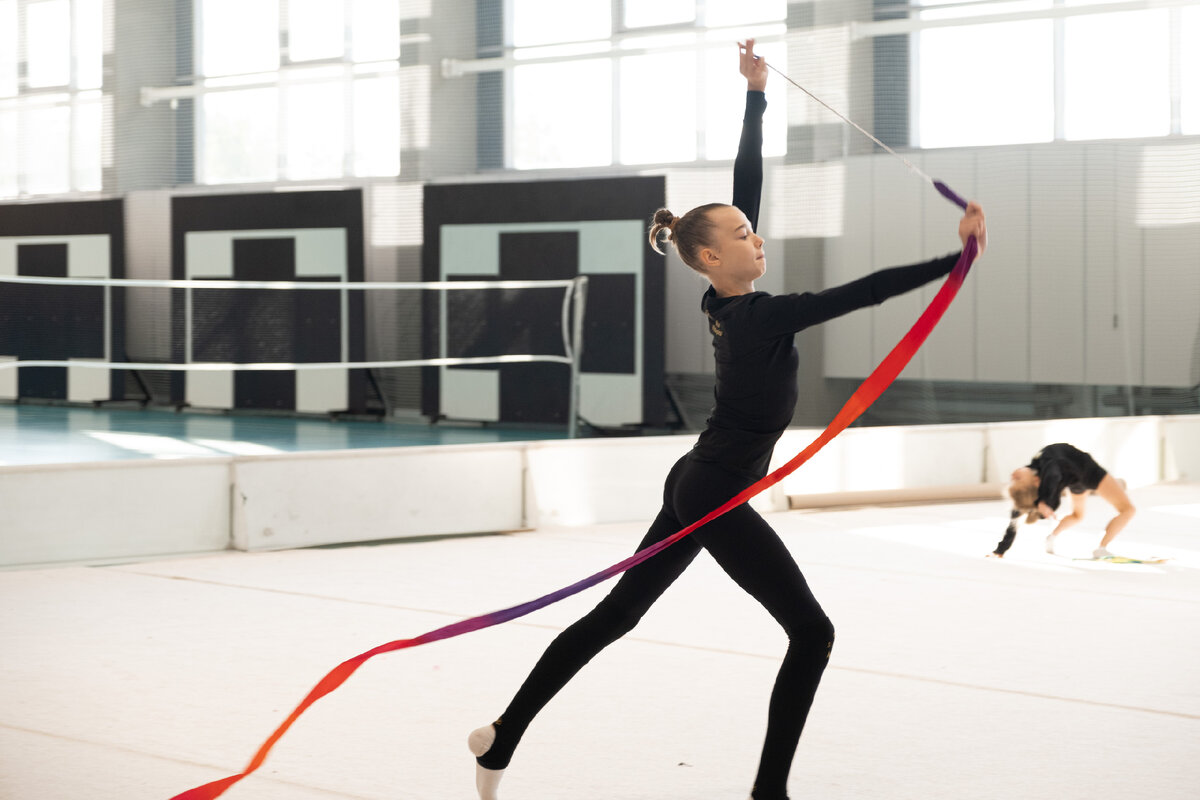 Занятия воспитанниц спортивной академии FFC