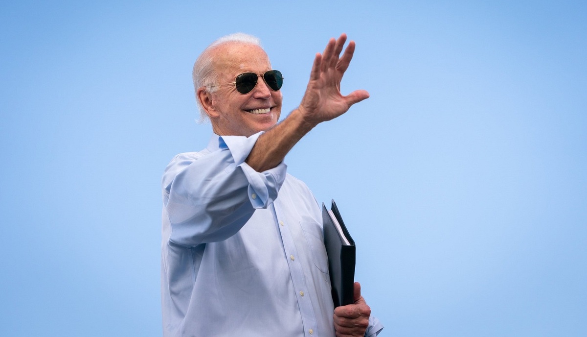 twitter.com/JoeBiden