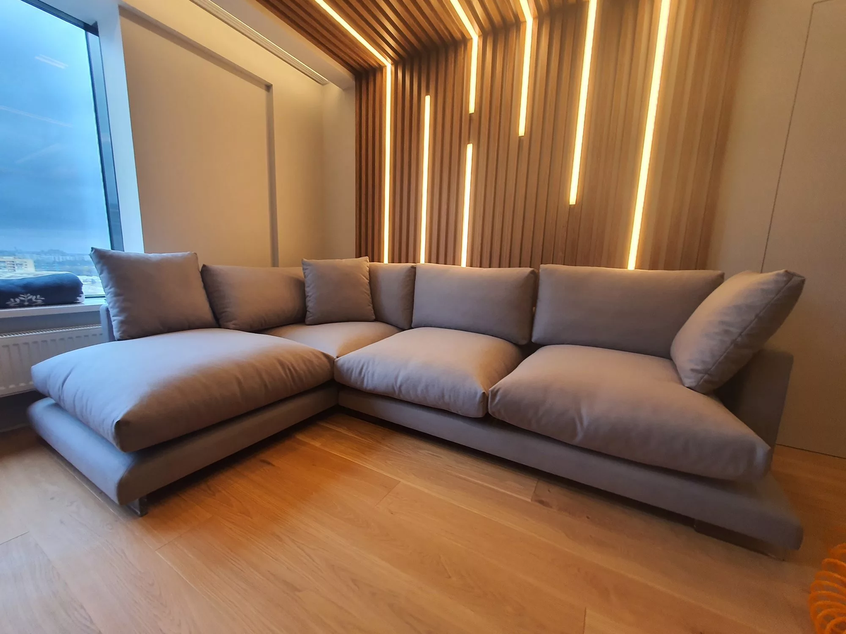 Защитное гидрофобное покрытие для мебели из текстиля и кожи