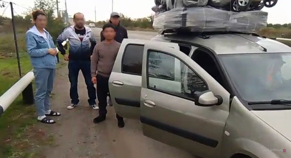     Граждан Узбекистана выдворили в родную страну  ГУ МВД по Волгоградской области