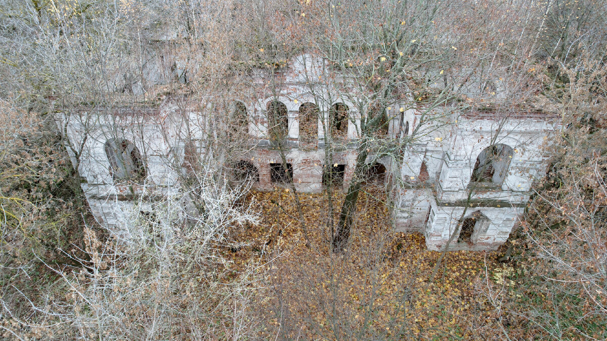 Главный вход