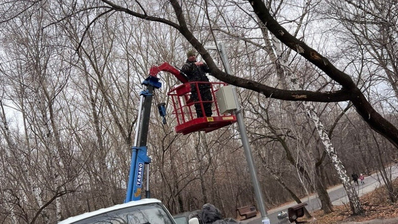     Камеры видеонаблюдения установили в барнаульском парке "Юбилейный". vk.com/park_iubileinyi