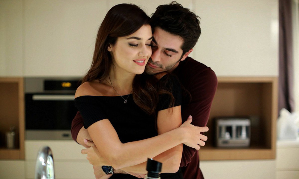 мурат и хаят. любовь не понимает слов турецкий сериал. два незнакомца на турецком языке. турецкий сериал хайат и мурат 2. любовь не пон мает слов турецкий сериал.