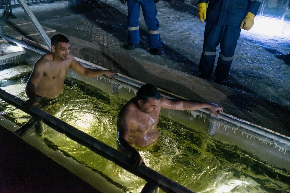     Некоторые заходили сразу компанией – так веселее Мария Бакланова