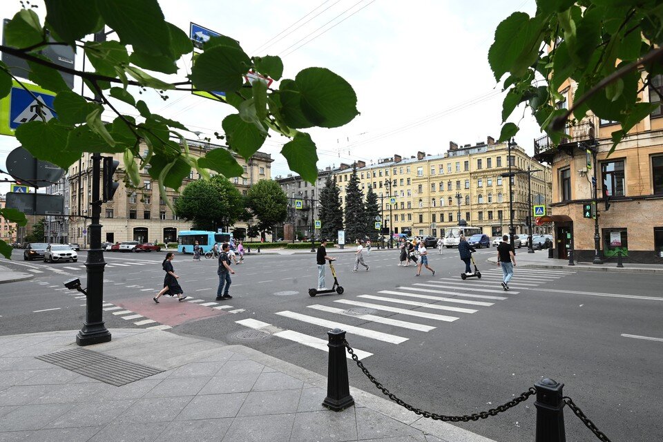     В Петербурге обустроят 52 новых нерегулируемых пешеходных перехода  ПЫХАЛОВА Юлия (архив)