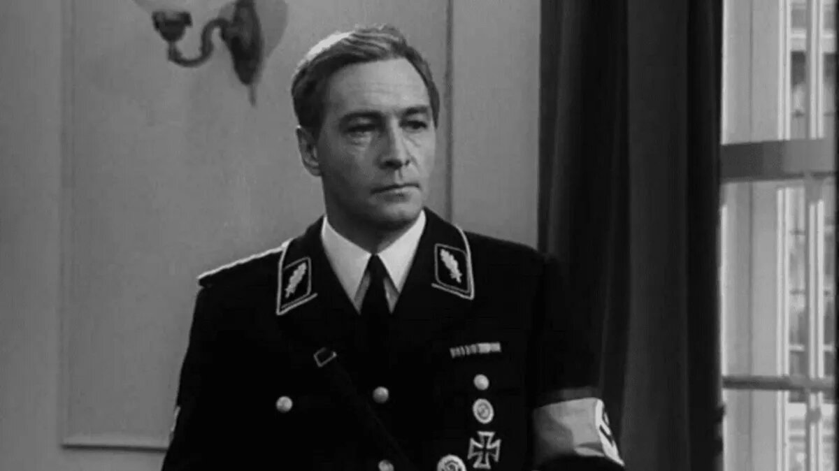 Вячеслав Тихонов. Фото: кадр из фильма