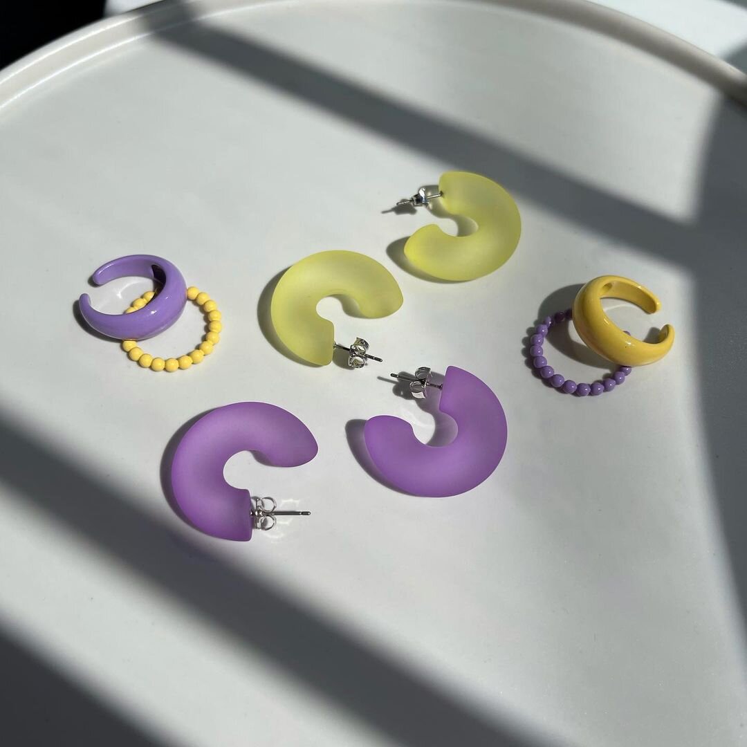 https://www.instagram.com/eza.jewelry.store/