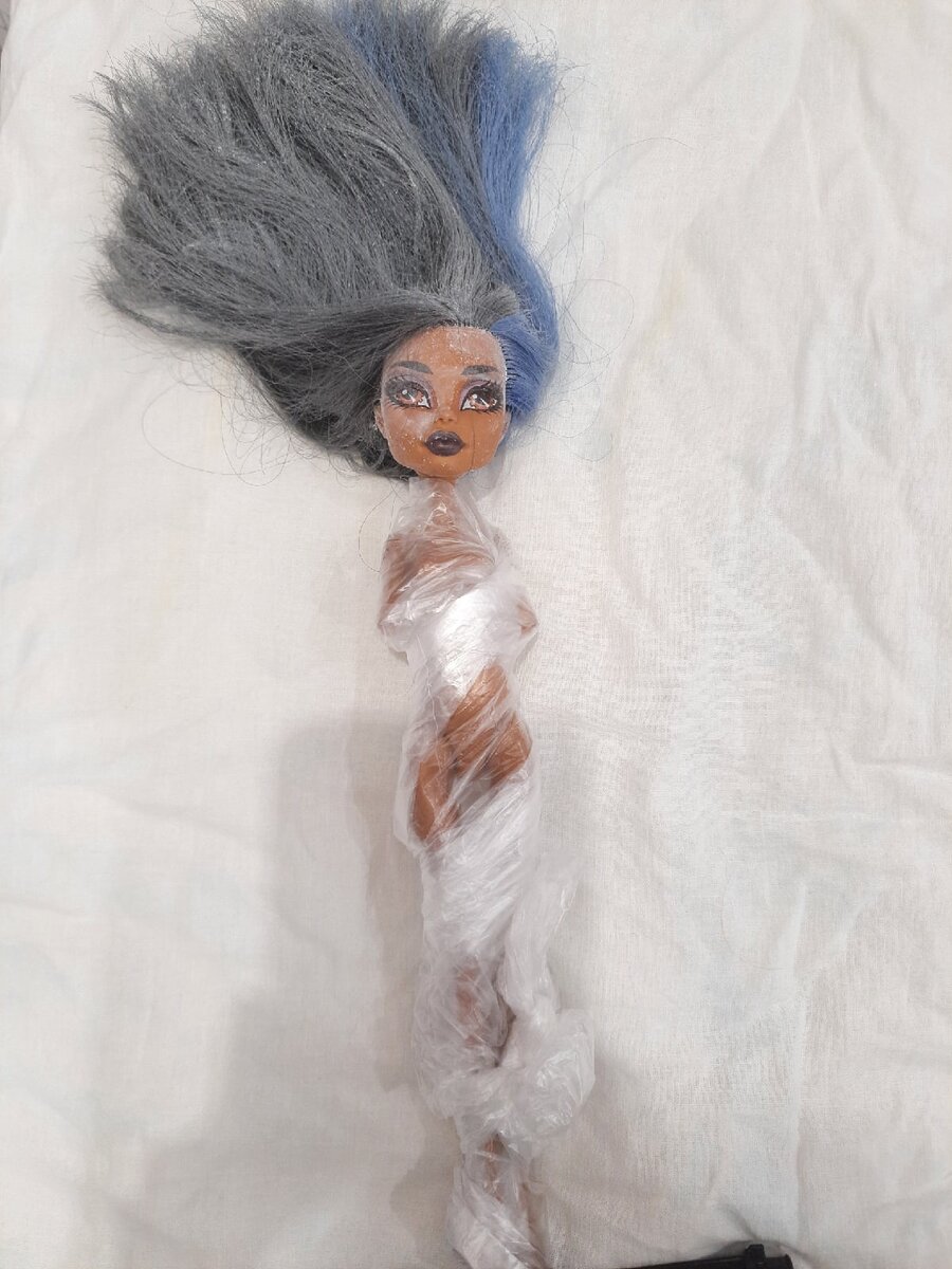 Выглядит это не очень красиво, но самое главное защитить от попадания воды и присыпки.