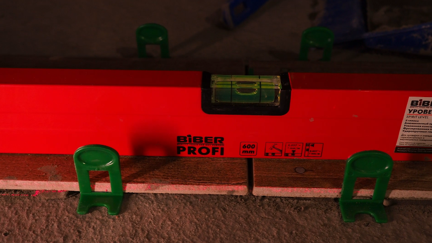 Плиточники больше не нужны? Способ быстрой и ровной укладки даже кривой ...