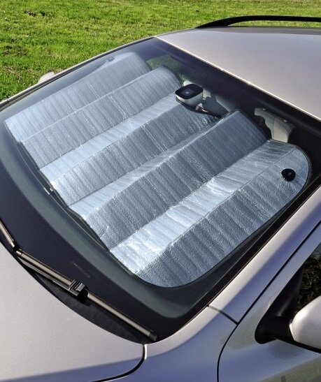 Лучше используйте такой экран с наружной стороны