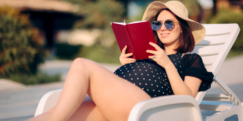 Важно, чтобы освещенность в помещении или на улице во время чтения была достаточной, иначе глаза будут быстро уставать от книг 
