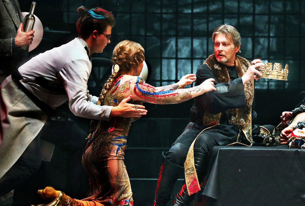 Спектакль "Ричард III", Театр им. Моссовета