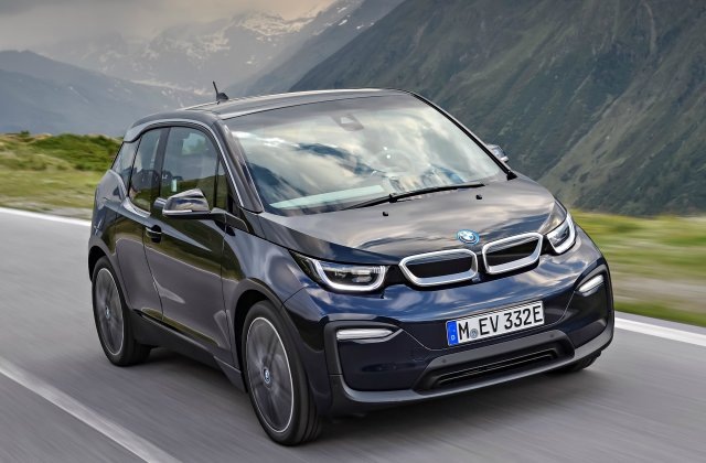                                                                     BMW i3