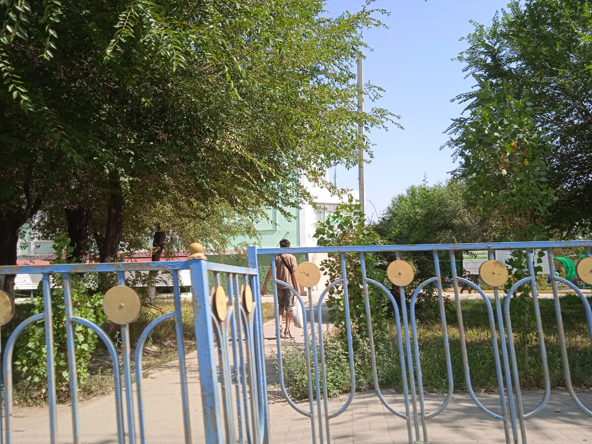 Возле ЦОНа, Актобе, Казахстан