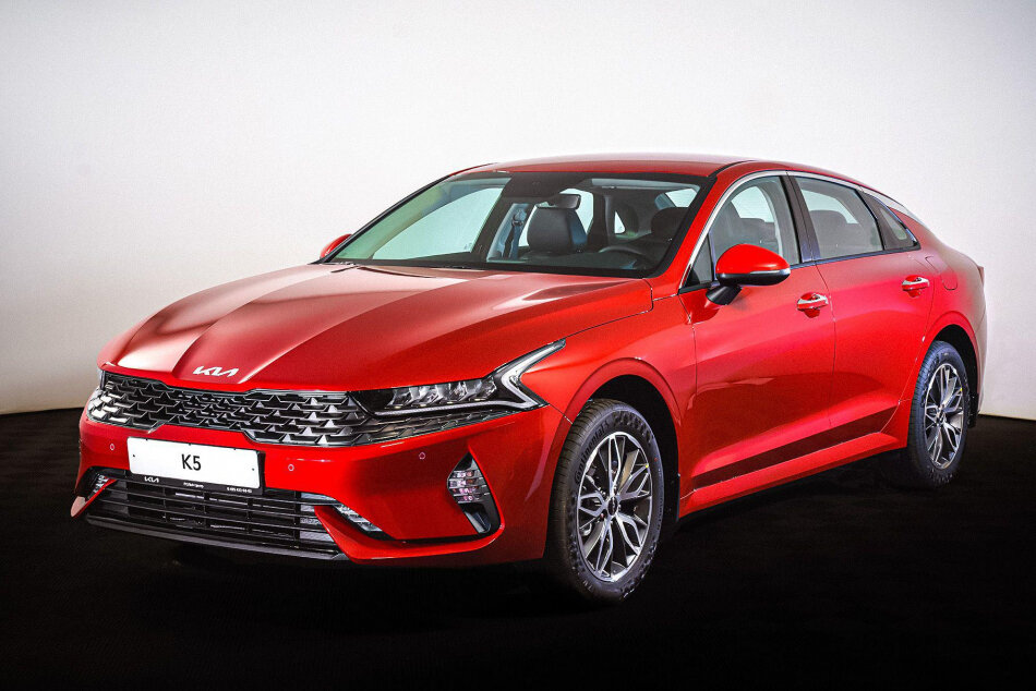 Kia K5 образца 2022 модельного года