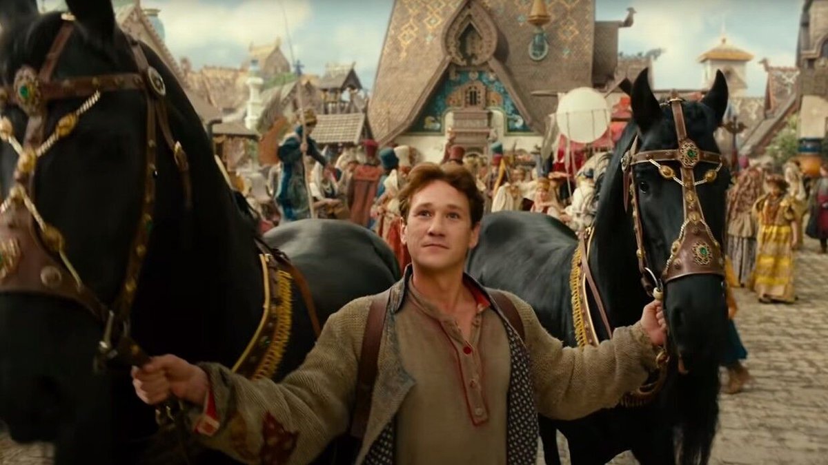 конёк-горбунок фильм 2022. павел деревянко конек горбунок в фильме. конек горбунок киностудия. конёк-горбунок фильм 2021. антон шагин конек горбунок фильм.