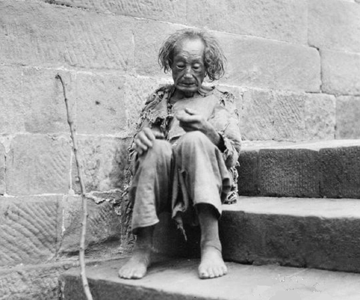 Когда я был мальчиком, а в этом возрасте многое пережитое оставляет глубокие впечатления, наша семья проживала в Китае.