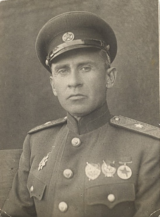 Первый командир 5-го гвардейского Донского казачьего кавалерийского корпуса Алексей Гордеевич Селиванов, гв. ген.-майор, с 18.02.1944 — гв. ген.-лейтенант. Источник: Кавалерия РККА 