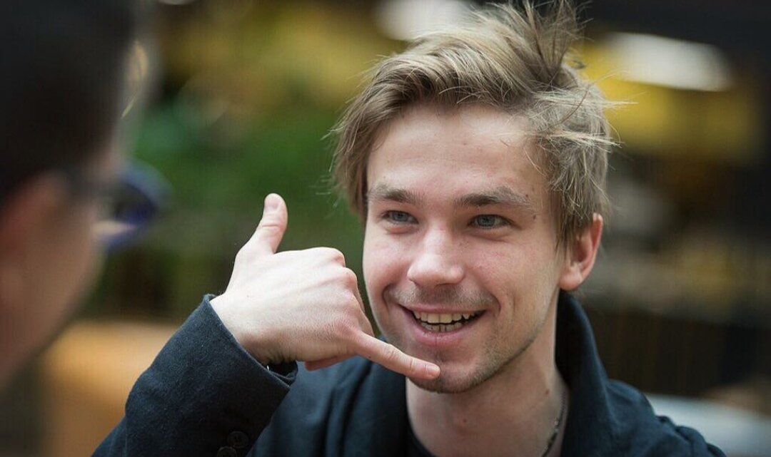 Александр Петров