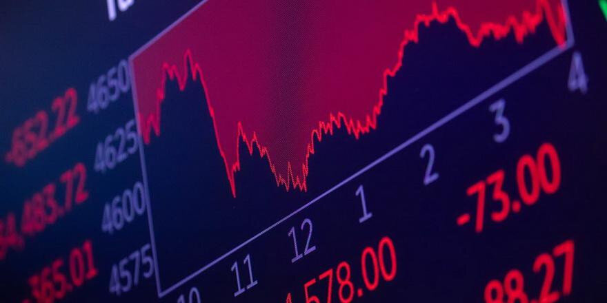 Российский рынок акций снизился в основную сессию на 0,34%