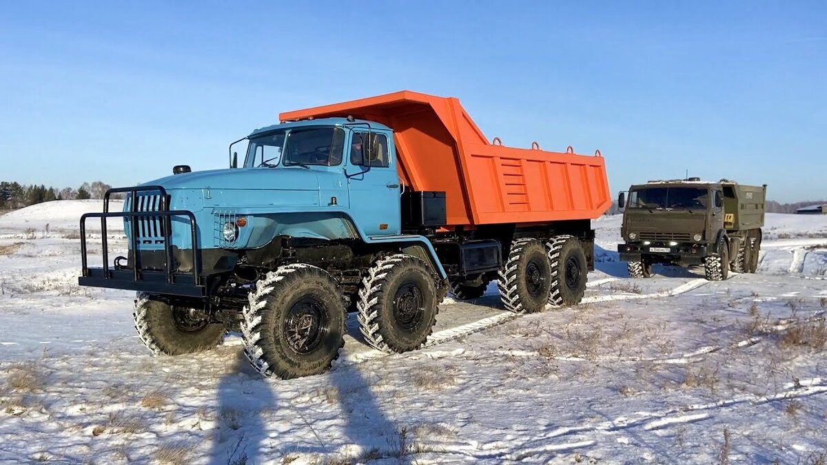 Урал ураган. Урал-4320 8x8. Вездеход 8x8 Урал 4320. Урал 4320 снегоболотоход. Урал ураган 8х8 4320 снегоболотоход.