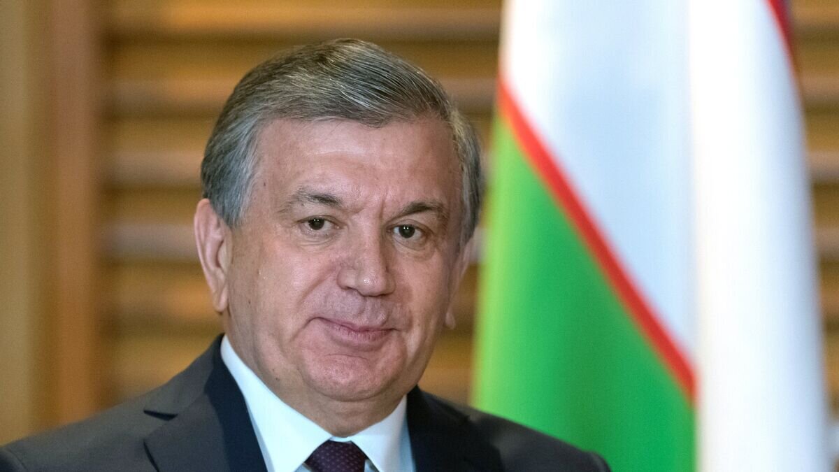    Президент Республики Узбекистан Шавкат Мирзиёев во время встречи с Владимиром Путиным на полях саммита ШОС. 9 июня 2018© РИА Новости / Сергей Гунеев