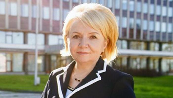 Эмилия Слабунова 
