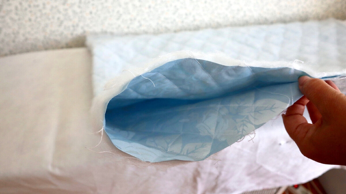 Как сделать так, чтобы перьевая подушка стала ещё мягче и воздушнее. Для этого есть небольшой секретик